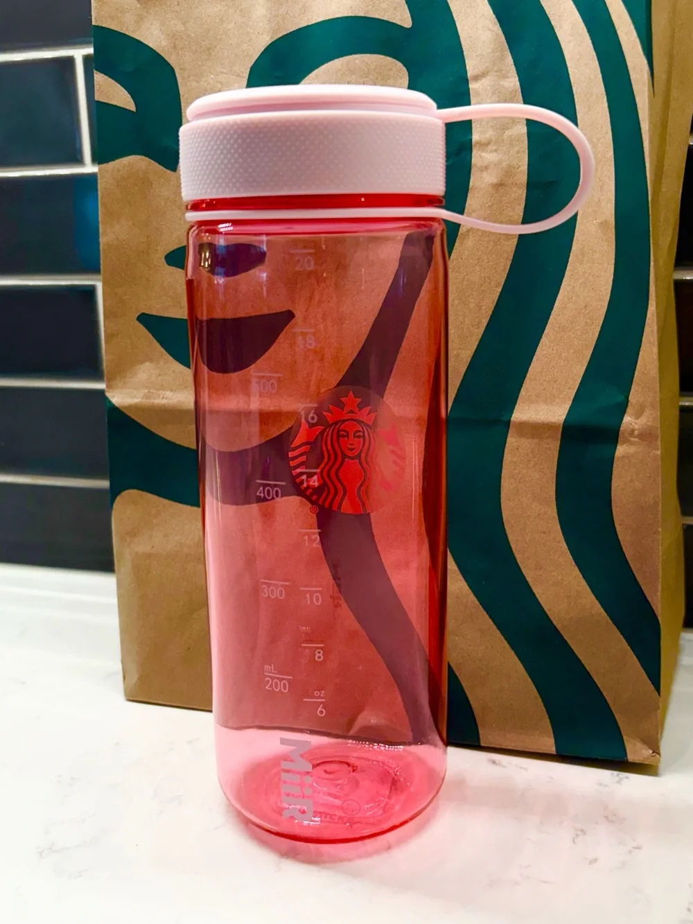 Starbucks - SUMMER 2026 PINK DRINK COLLECTION - PINK SIREN WATER BOTTLE